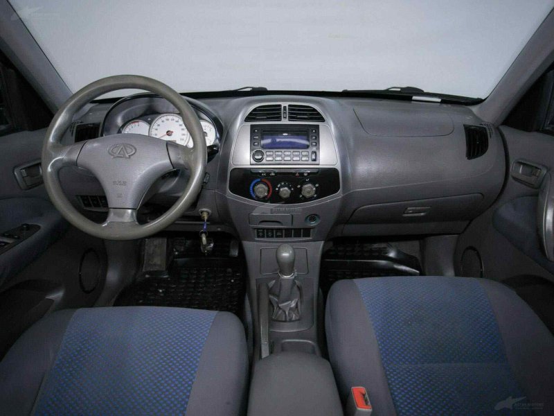 Tiggo t11 салон