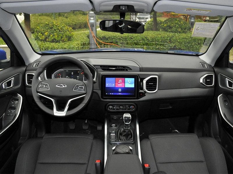 Chery Tiggo 4 2021 салон