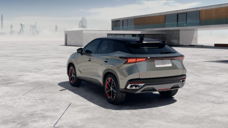 Changan паркетник новый