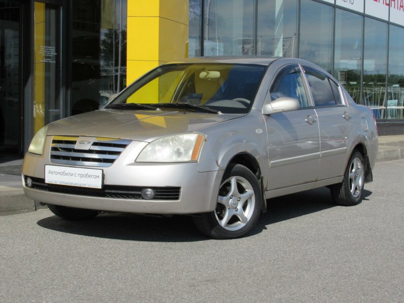 Машина Chery fora a21