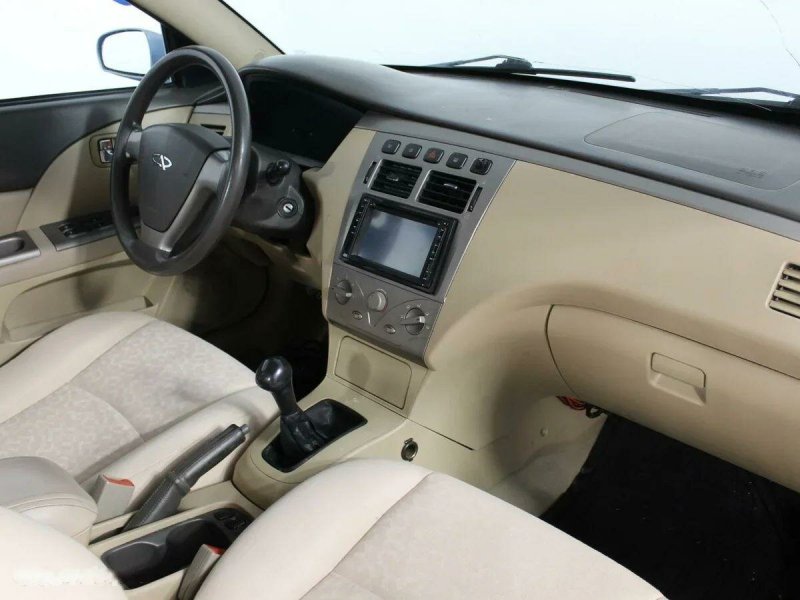 Chery fora 2009 салон