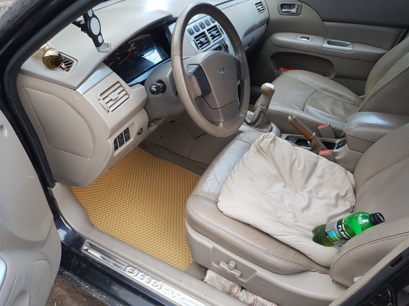 Chery fora 2006 салон