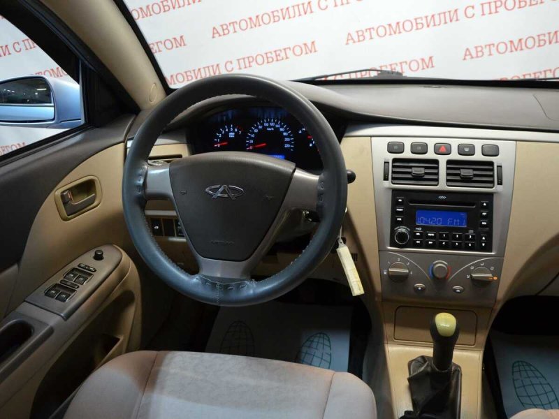 Chery fora 2009 салон