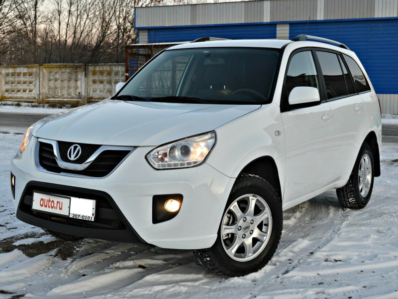 Chery Tiggo FL белый