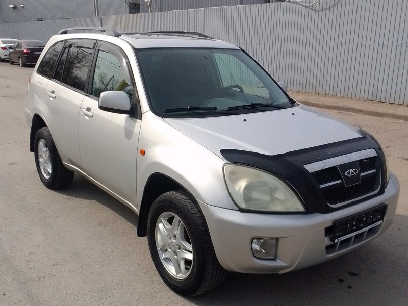 SUV t11 Tiggo цвет темно серый