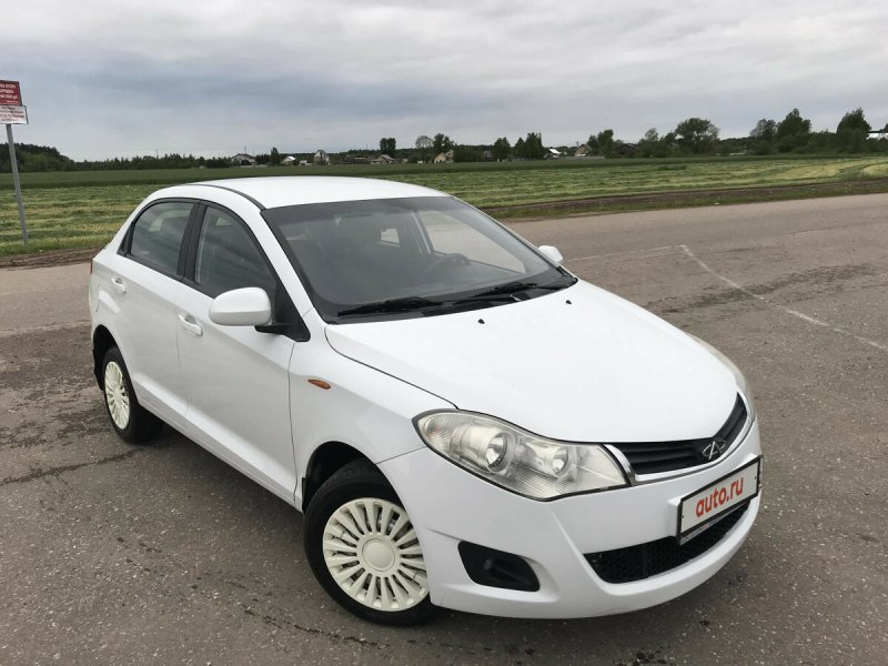 Машина Chery very a13