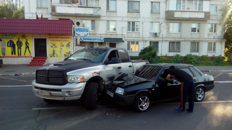 Dodge Ram авария