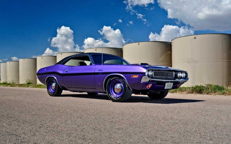 Dodge Challenger 1969 фиолетовый