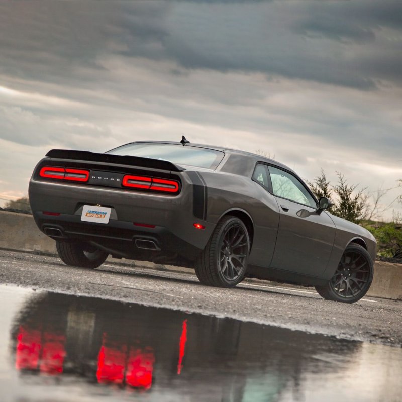 dodge hellcat challenger