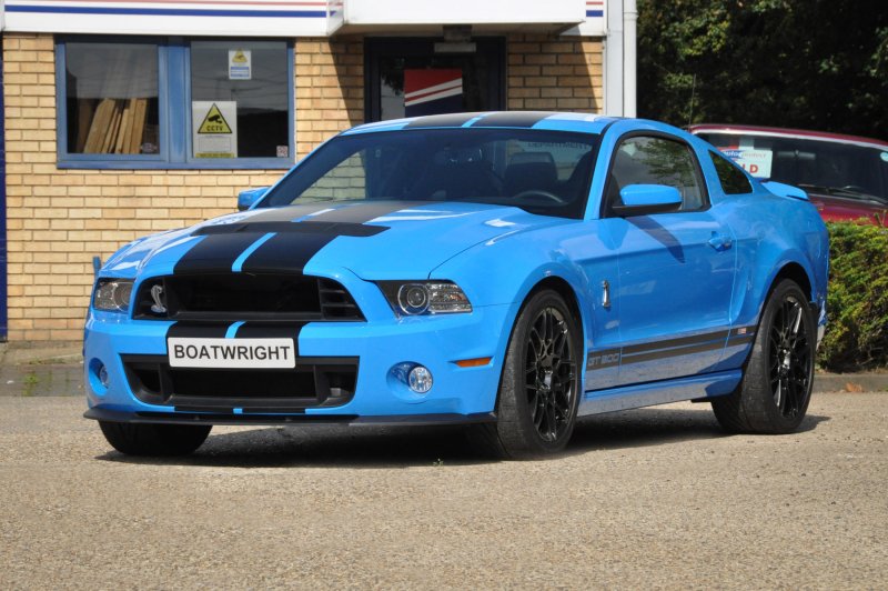 Dodge Shelby gt500