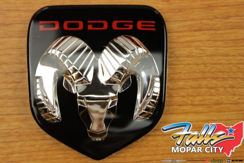 Логотип на капот dodge Durango