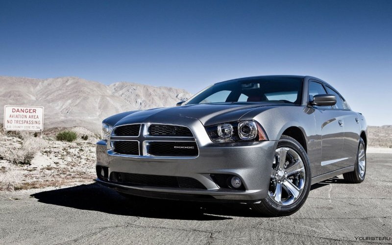 Dodge Charger srt8 2011