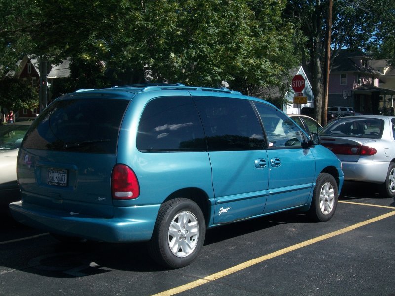 Dodge Caravan 1999