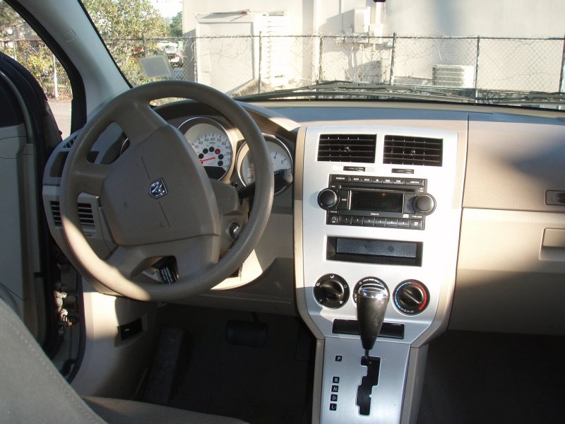 Dodge Caliber 2008 Interior