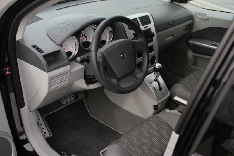 Dodge Caliber 2007 Interior
