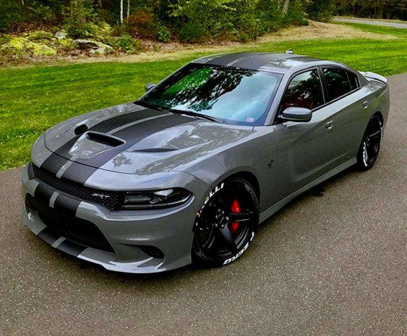 Dodge Charger srt Hellcat Venom