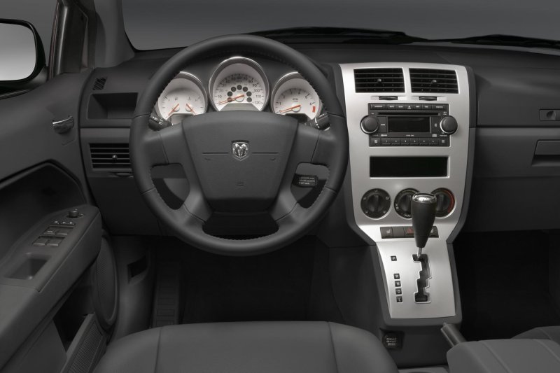 Dodge Caliber 2008 Interior