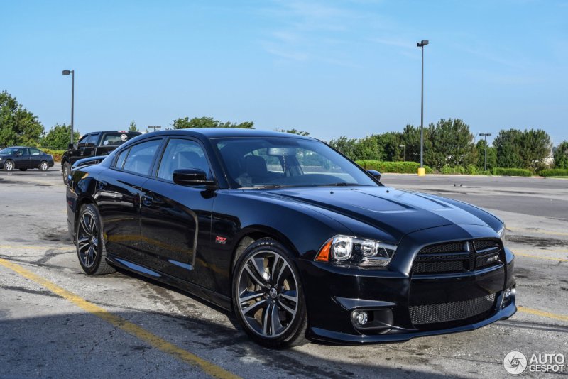 Dodge Charger srt8 2014