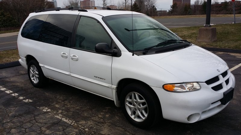 Dodge Caravan 1999