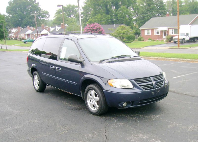 Dodge Grand Caravan 3