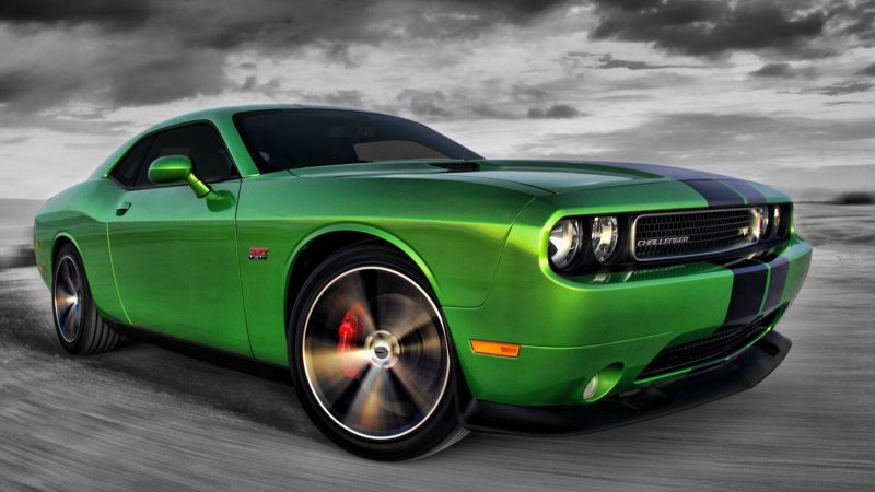 Dodge Challenger srt8