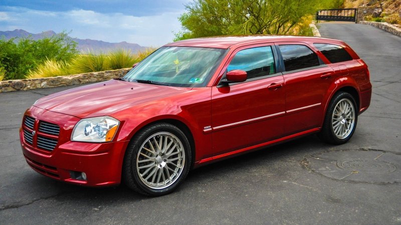 Dodge Magnum 2005