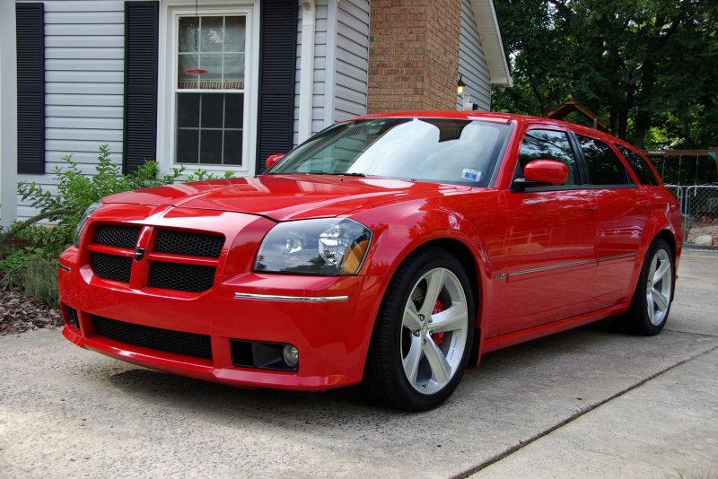 Dodge Magnum srt8 2007