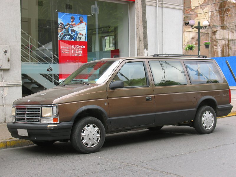Dodge Caravan 1989