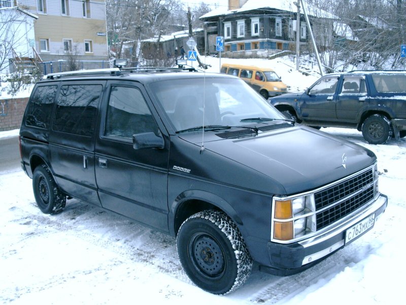 Dodge Caravan, 1987