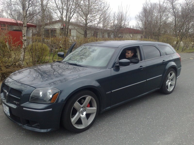 Dodge Magnum 2010