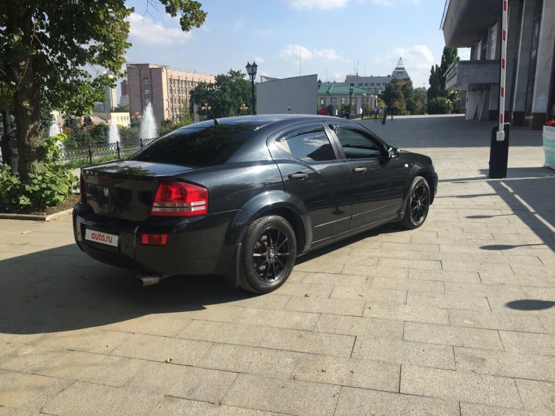 Dodge Avenger II, 2007