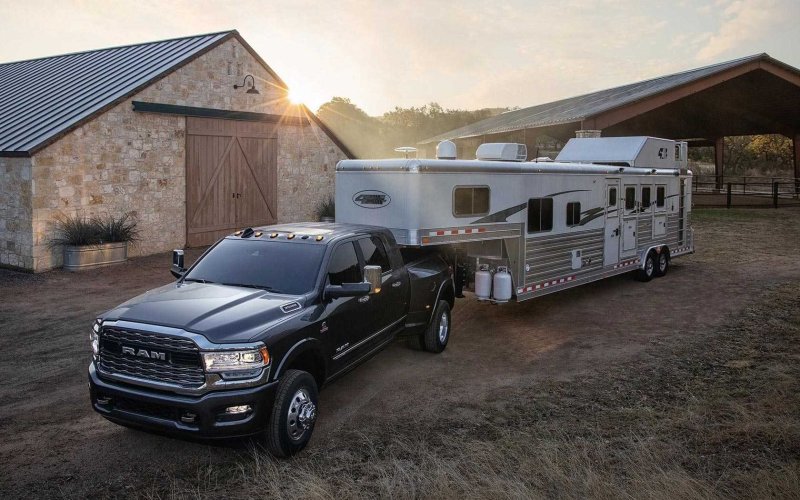 Dodge Ram 3500 Mega Cab 2019