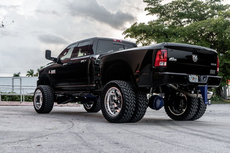 Dodge Ram 3500 Dually