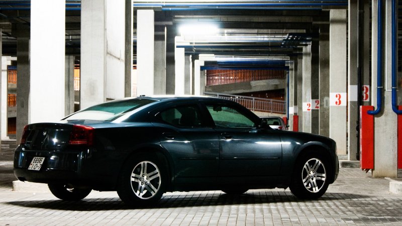 Dodge Charger 3,5