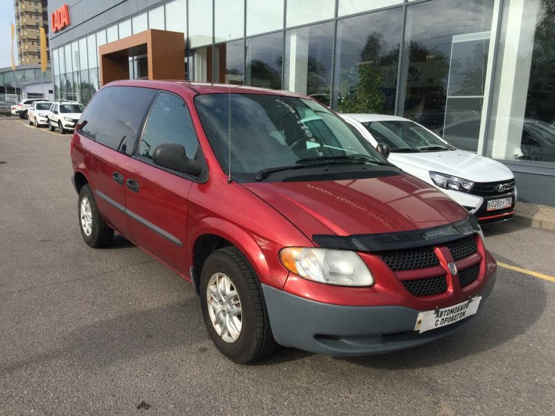 Dodge Caravan 2004 красный