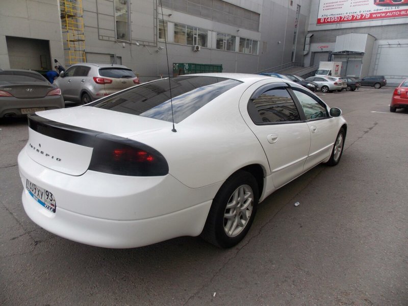 Dodge Intrepid II, 2004