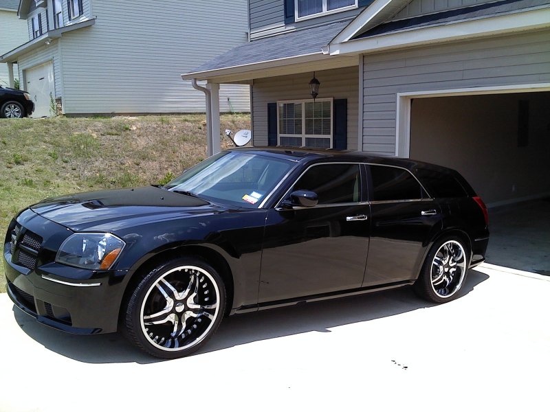 Dodge Magnum 2005