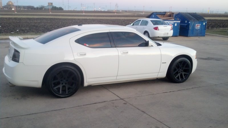 Dodge Charger 2011 White