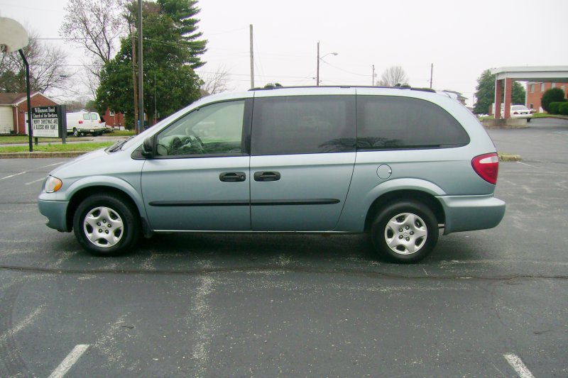 Dodge Grand Caravan 2003
