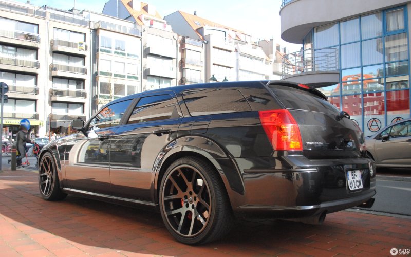 Dodge Magnum на дисках srt