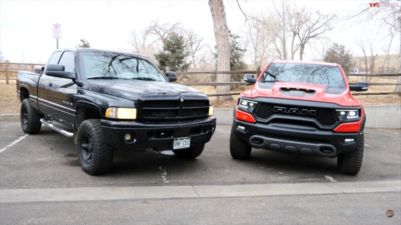 Dodge Ram 1500 TRX Offroad