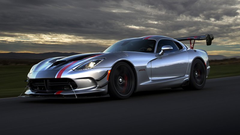 Dodge Viper ACR Front