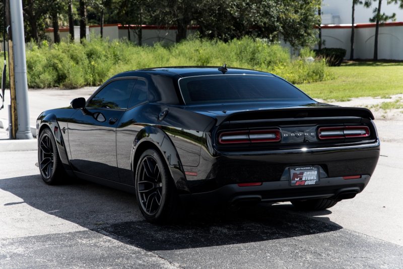 Dodge Challenger 2021