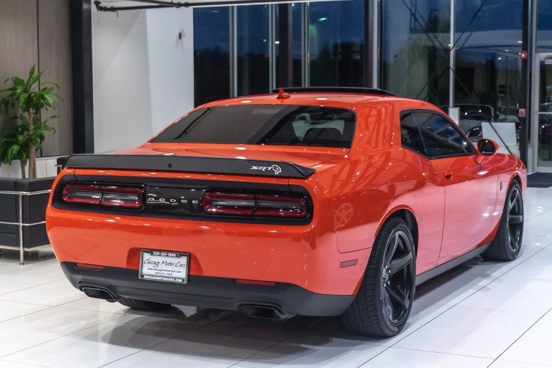 Dodge Challenger srt 2018