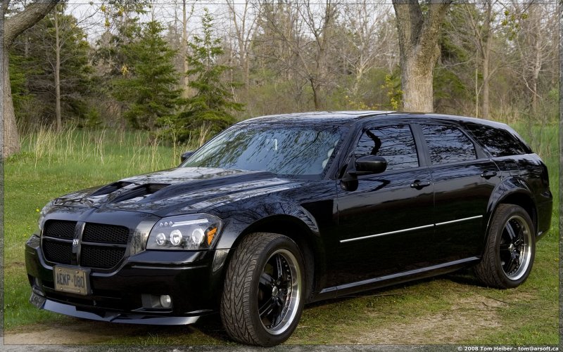 Dodge Magnum 2