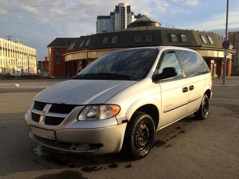 Dodge Caravan 2002 2.4