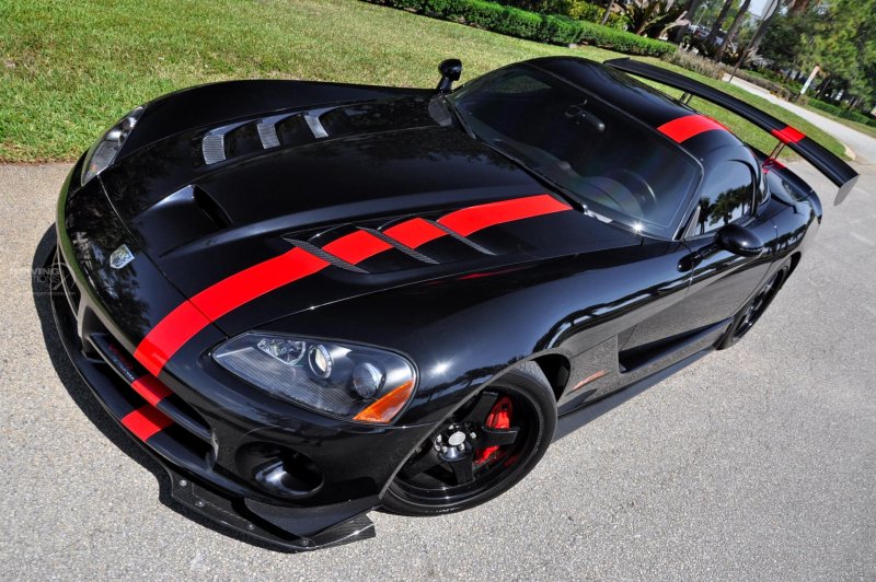 Dodge Viper srt 10