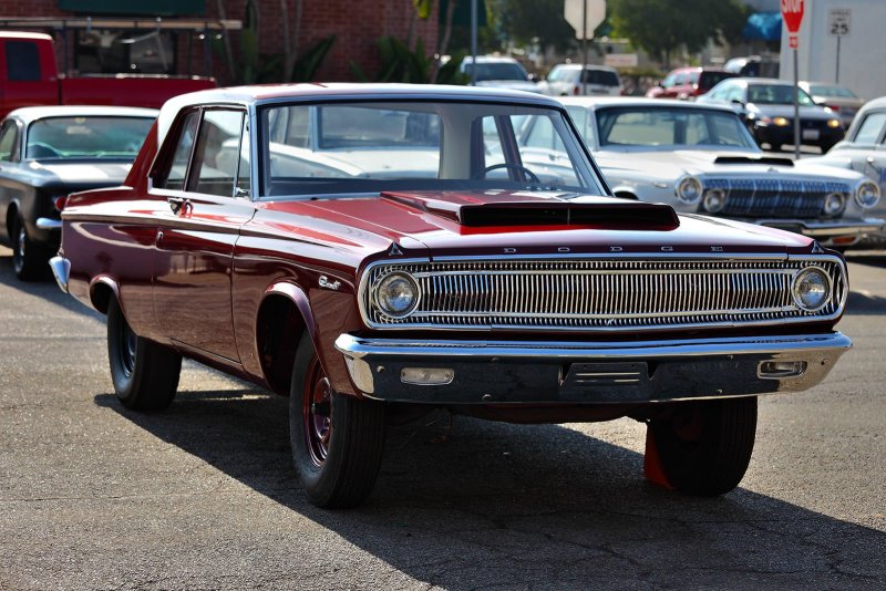 65 Dodge Coronet Волга