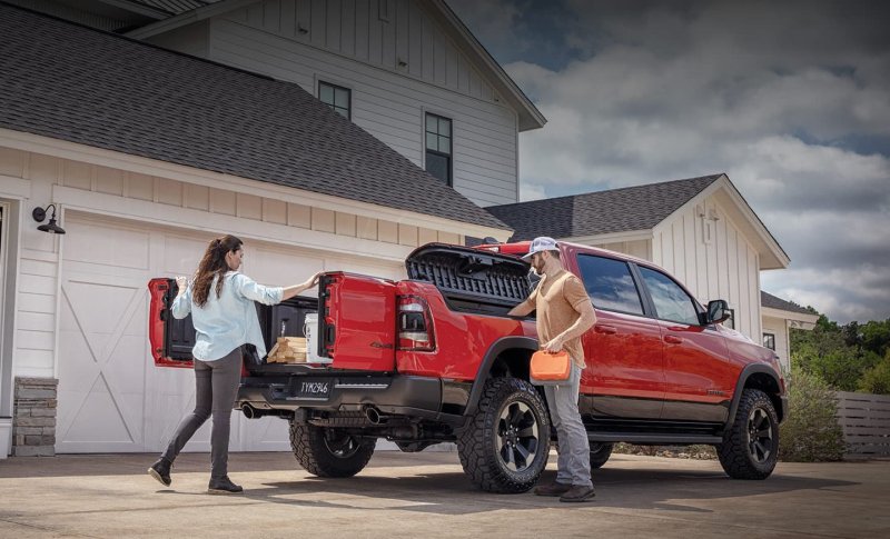 Dodge Ram 1500 TRX & girl