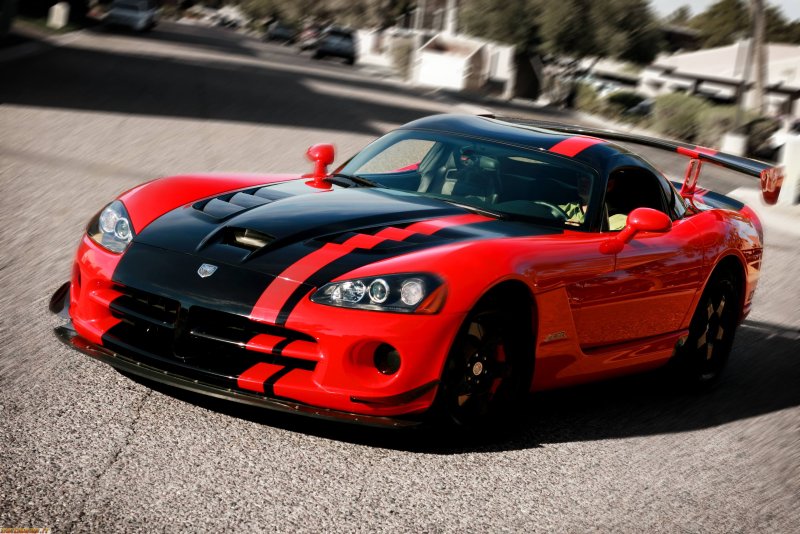 Dodge Viper 4